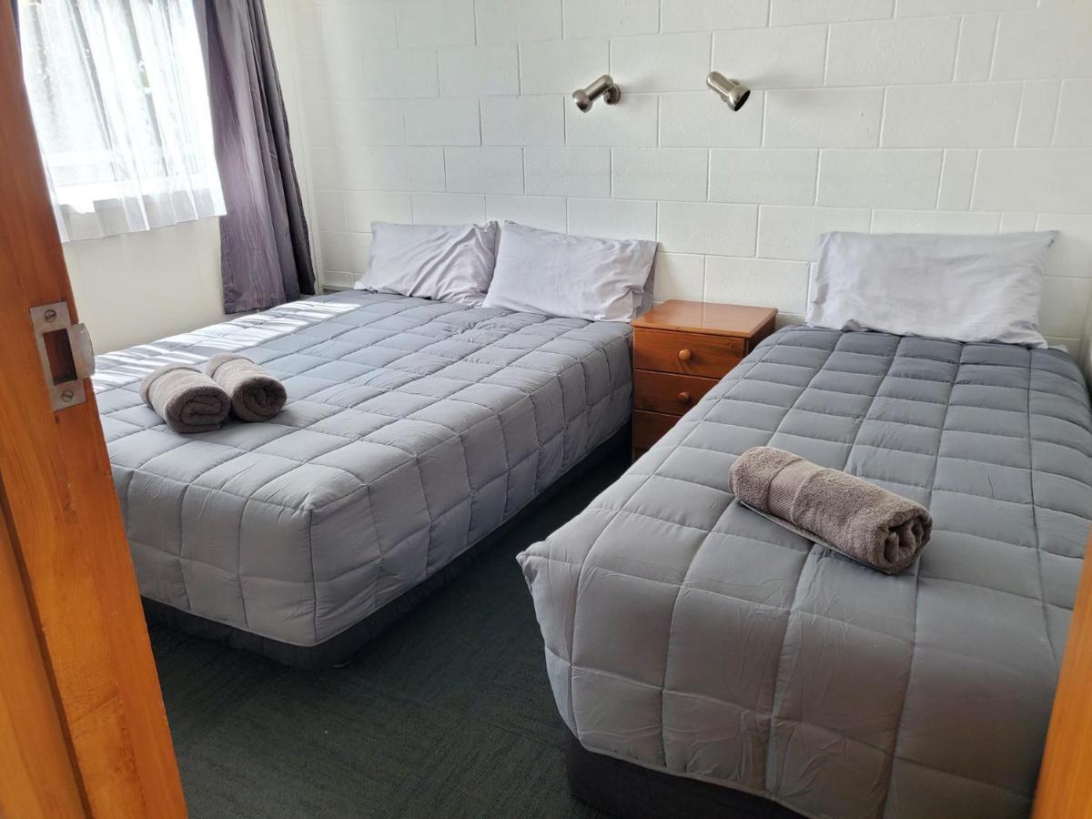Brooklyne Hotel *